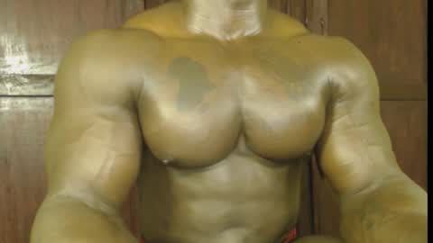 musclegod23 online show from November 7, 2025, 10:04 am
