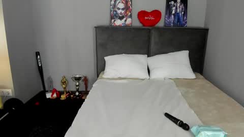 Eva online show from April 20, 2026, 3:31 am