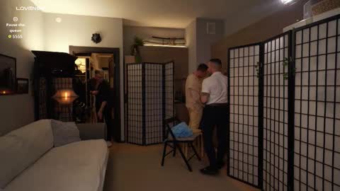 Snapshot of muscularfriend chatting on October 2, 2025, 4:03 pm Ivan online show from October 2, 2025, 4:03 pm