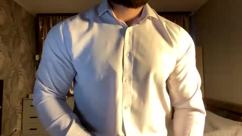 muscularjuggler online show from March 16, 2026, 12:38 am