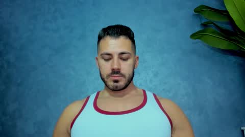 muscularmaster onlyfans online show from October 11, 2025, 9:02 pm