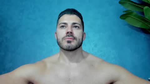 muscularmaster onlyfans online show from November 6, 2025, 10:54 pm