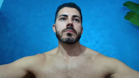muscularmaster onlyfans online show from June 14, 2026, 9:39 pm
