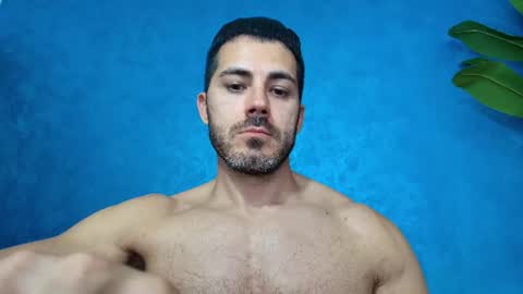 muscularmaster onlyfans online show from June 18, 2026, 9:19 pm