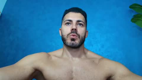 muscularmaster onlyfans online show from July 18, 2026, 2:54 pm