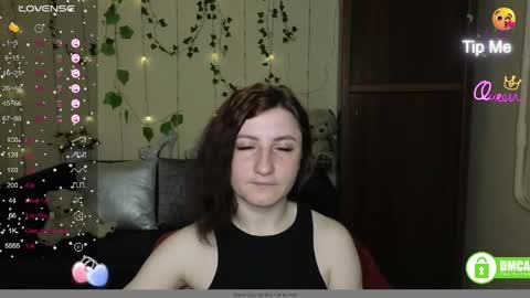 Snapshot of muse_kitty_jenia chatting on May 23, 2026, 5:50 pm Jenya online show from May 23, 2026, 5:50 pm