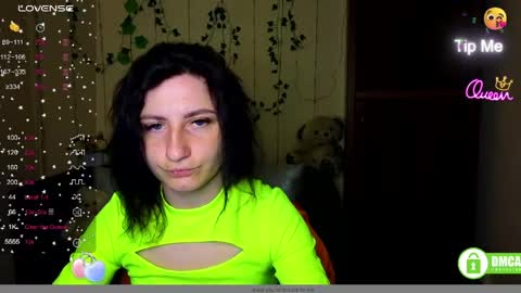 Snapshot of muse_kitty_jenia chatting on June 2, 2026, 5:20 am Jenya online show from June 2, 2026, 5:20 am