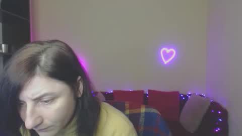 Jeneva online show from January 9, 2026, 6:53 pm