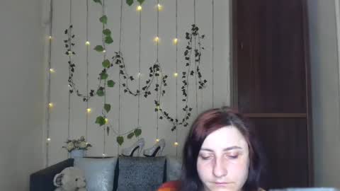 Jeneva online show from April 30, 2026, 6:03 pm
