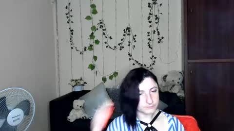 Snapshot of muse_kity_jeneva chatting on June 18, 2026, 9:14 am Jeneva online show from June 18, 2026, 9:14 am
