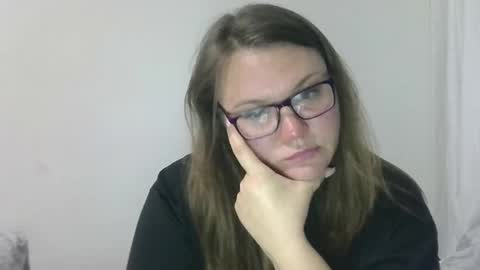 musechic_wild online show from February 8, 2026, 7:28 pm