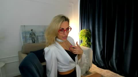 Diana online show from April 23, 2026, 12:29 pm