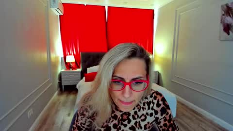Diana online show from April 25, 2026, 11:35 am