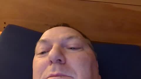 Snapshot of mutualmasturbatorman chatting on March 2, 2026, 9:32 pm mutualmasturbatorman online show from March 2, 2026, 9:32 pm