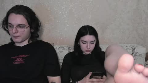 cute couple online show from April 7, 2026, 3:45 pm