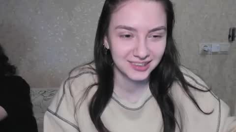cute couple online show from June 20, 2026, 11:07 pm