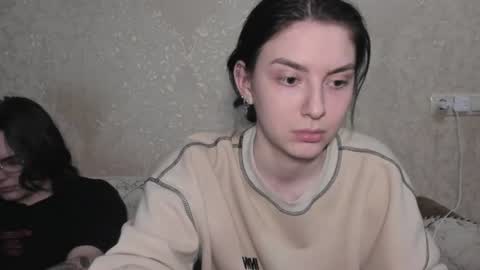 cute couple online show from June 21, 2026, 10:23 pm
