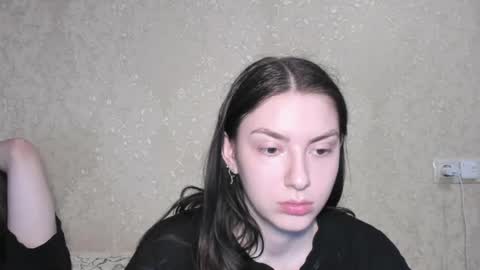 cute couple online show from July 17, 2026, 8:35 pm