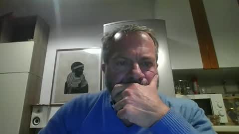 Snapshot of muzungu5 chatting on December 17, 2025, 8:15 pm muzungu5 online show from December 17, 2025, 8:15 pm