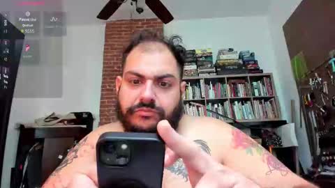 Snapshot of mx_bear chatting on February 20, 2026, 5:46 pm Bear online show from February 20, 2026, 5:46 pm