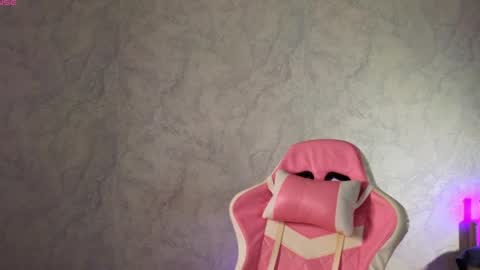 Mary online show from March 29, 2026, 7:25 pm