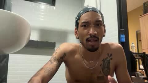 mxdrltns online show from April 3, 2026, 2:26 pm