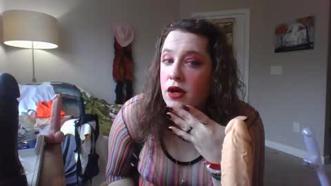 Snapshot of mxsissycharlotte chatting on December 2, 2024, 5:15 pm Mx Charlotte online show from December 2, 2024, 5:15 pm