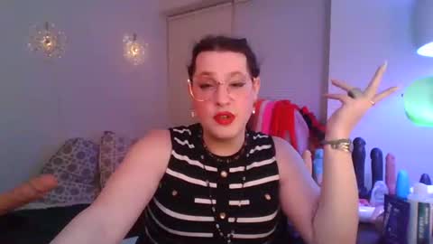 Snapshot of mxsissycharlotte chatting on May 11, 2026, 1:11 am Mx Charlotte online show from May 11, 2026, 1:11 am