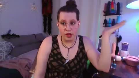 Snapshot of mxsissycharlotte chatting on June 17, 2026, 6:20 pm Mx Charlotte online show from June 17, 2026, 6:20 pm