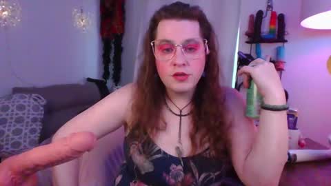 Snapshot of mxsissycharlotte chatting on July 10, 2026, 6:43 pm Mx Charlotte online show from July 10, 2026, 6:43 pm
