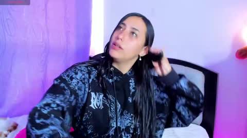 my_aleja_ online show from April 25, 2026, 12:08 pm