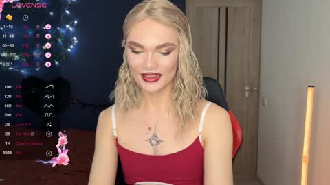 Snapshot of my_muse chatting on December 2, 2024, 4:42 pm Sandra Muse online show from December 2, 2024, 4:42 pm