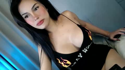 Snapshot of my_other_half chatting on November 19, 2025, 7:08 am Serena online show from November 19, 2025, 7:08 am