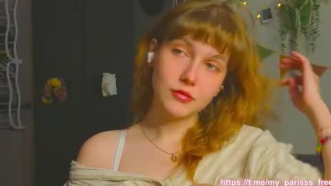 Snapshot of my_parisss chatting on November 13, 2025, 3:33 pm PARIS online show from November 13, 2025, 3:33 pm