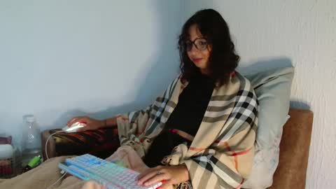 myamillor online show from February 22, 2026, 8:40 pm