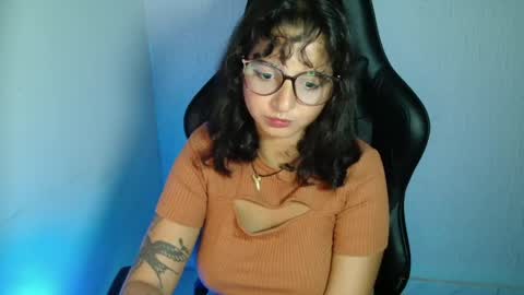 Snapshot of myamillor chatting on May 22, 2026, 9:31 pm myamillor online show from May 22, 2026, 9:31 pm