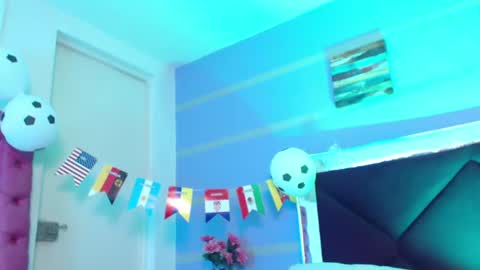 Snapshot of myathtylerth chatting on June 26, 2026, 9:19 pm Mya online show from June 26, 2026, 9:19 pm