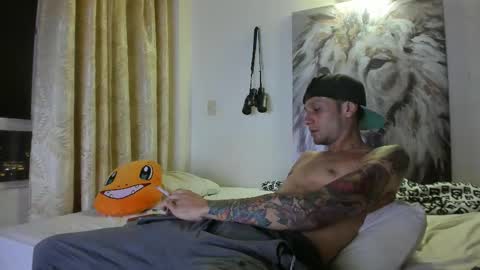 JUAN TORRES CREATURE online show from November 13, 2025, 3:16 am