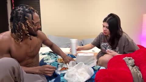 Snapshot of mycreamydreams chatting on February 27, 2025, 4:20 am mycreamydreams online show from February 27, 2025, 4:20 am