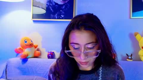 Milly Cute online show from May 1, 2026, 4:39 am
