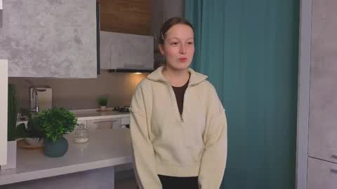 Natali online show from April 26, 2026, 4:37 pm