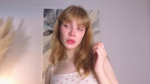 Snapshot of myismira chatting on October 20, 2025, 4:02 am Mira online show from October 20, 2025, 4:02 am