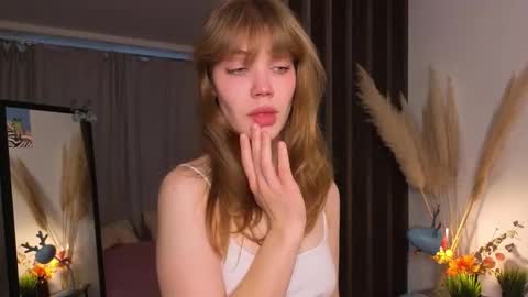 Snapshot of myismira chatting on November 14, 2025, 4:22 am Mira online show from November 14, 2025, 4:22 am