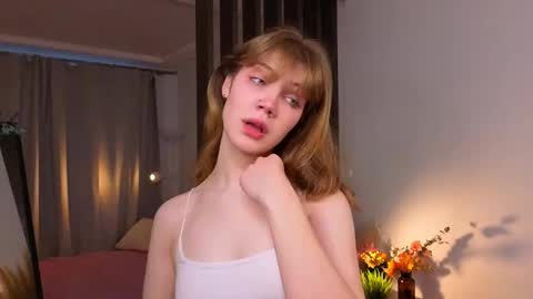 Snapshot of myismira chatting on November 16, 2025, 4:07 am Mira online show from November 16, 2025, 4:07 am