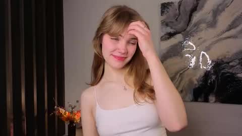 Snapshot of myismira chatting on November 20, 2025, 4:23 am Mira online show from November 20, 2025, 4:23 am