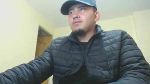 myke_andrade online show from December 11, 2024, 12:02 am