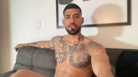 Snapshot of myke_esthetic chatting on March 2, 2025, 1:58 am Myke esthetic online show from March 2, 2025, 1:58 am