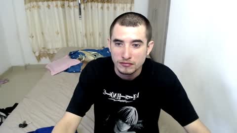 Snapshot of myke_xxx chatting on January 24, 2025, 12:31 am mike online show from January 24, 2025, 12:31 am