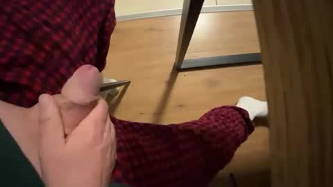 mykytoy online show from January 15, 2025, 6:40 pm