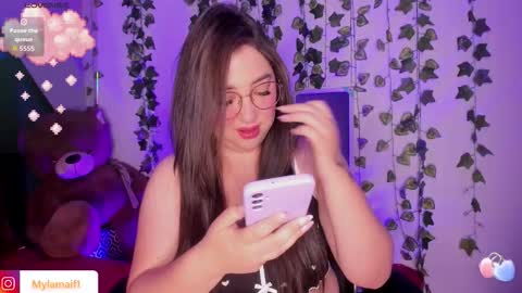 Snapshot of myla_mayfield chatting on September 9, 2025, 11:21 am Myla online show from September 9, 2025, 11:21 am